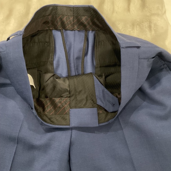 Calvin Klein Men’s Suit Jacket & Pants - Picture 12 of 14